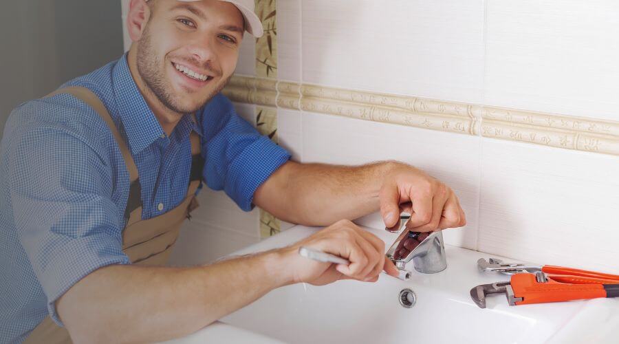 Handle or spout repair in Paoli, IN